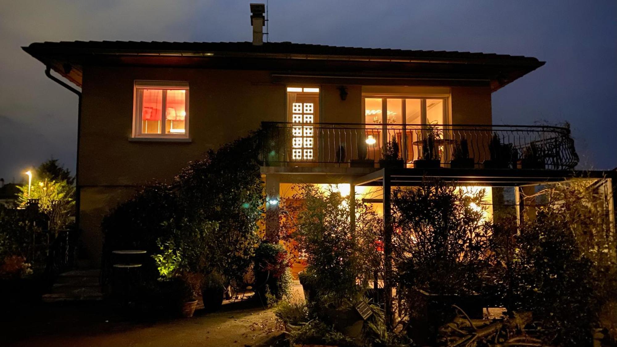 Casa Lovo Bed & Breakfast Saint-Laurent-de-Mure Dış mekan fotoğraf